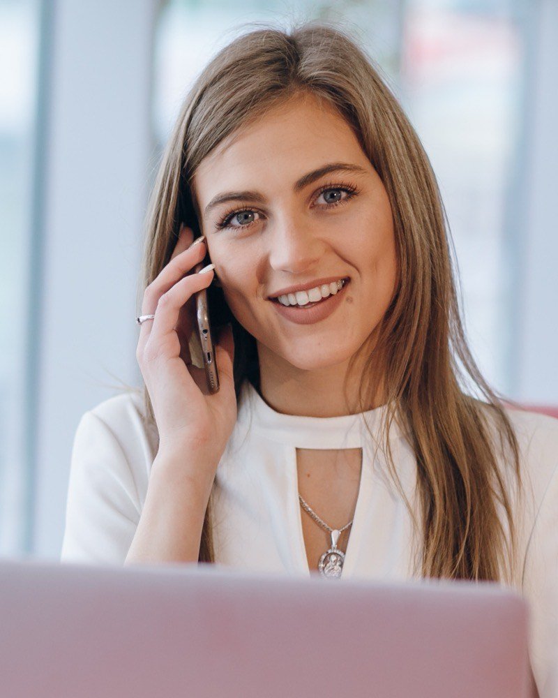 A dedicated coordinator, reachable online